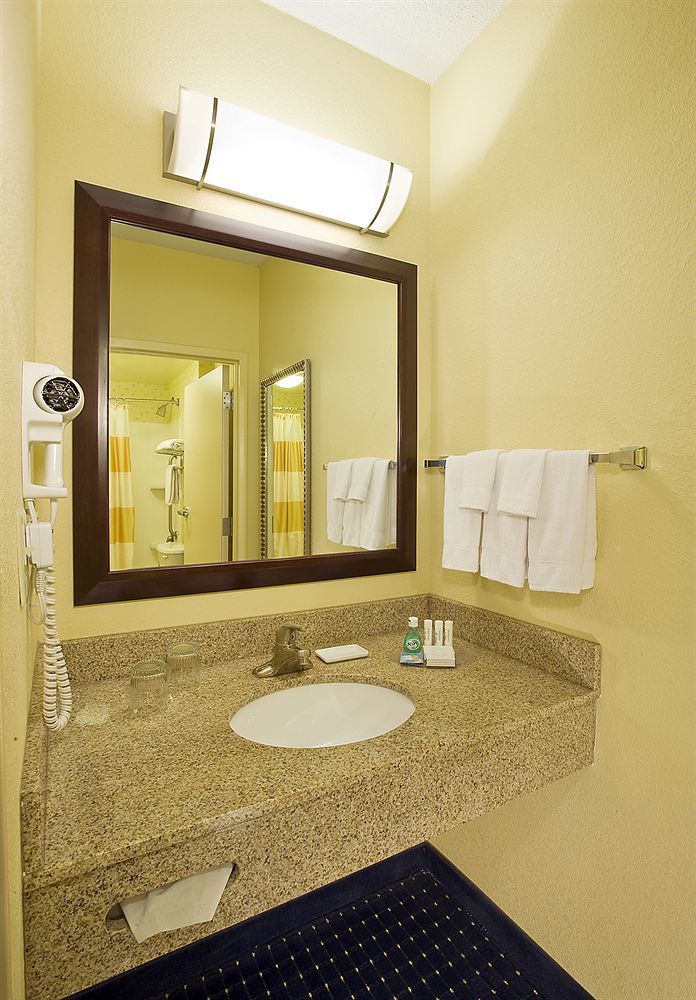 Springhill Suites Dulles Airport Стерлінґ Екстер'єр фото